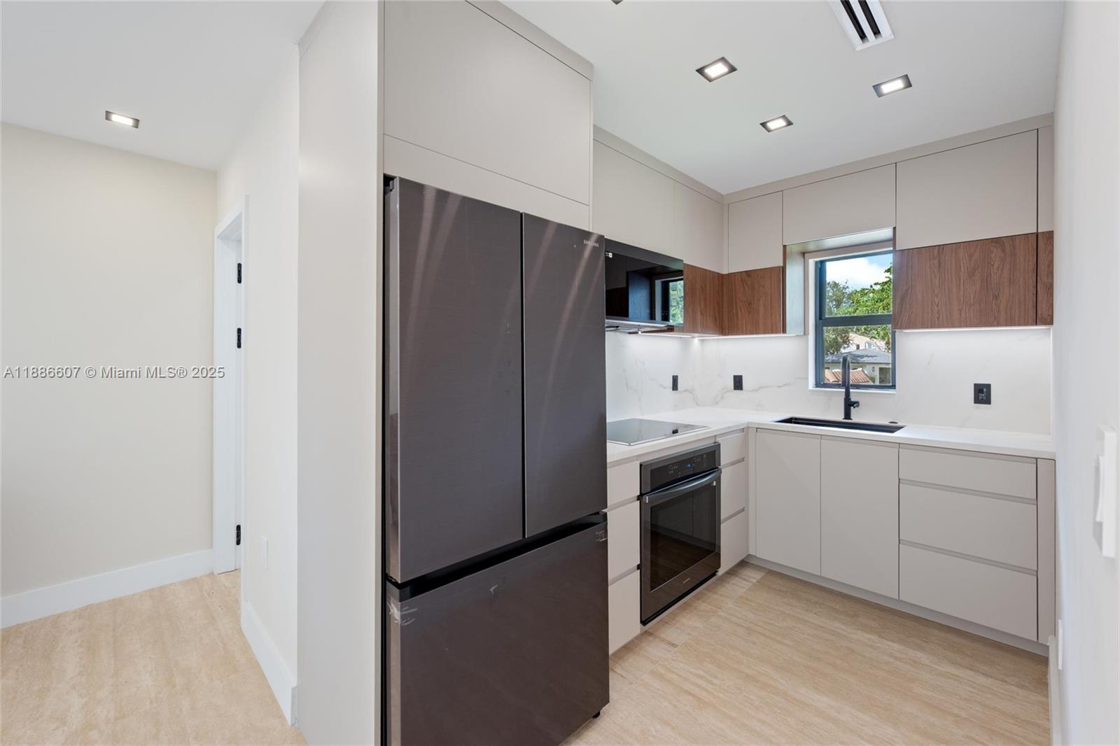 440 NE 94th St Miami Shores, FL 33138