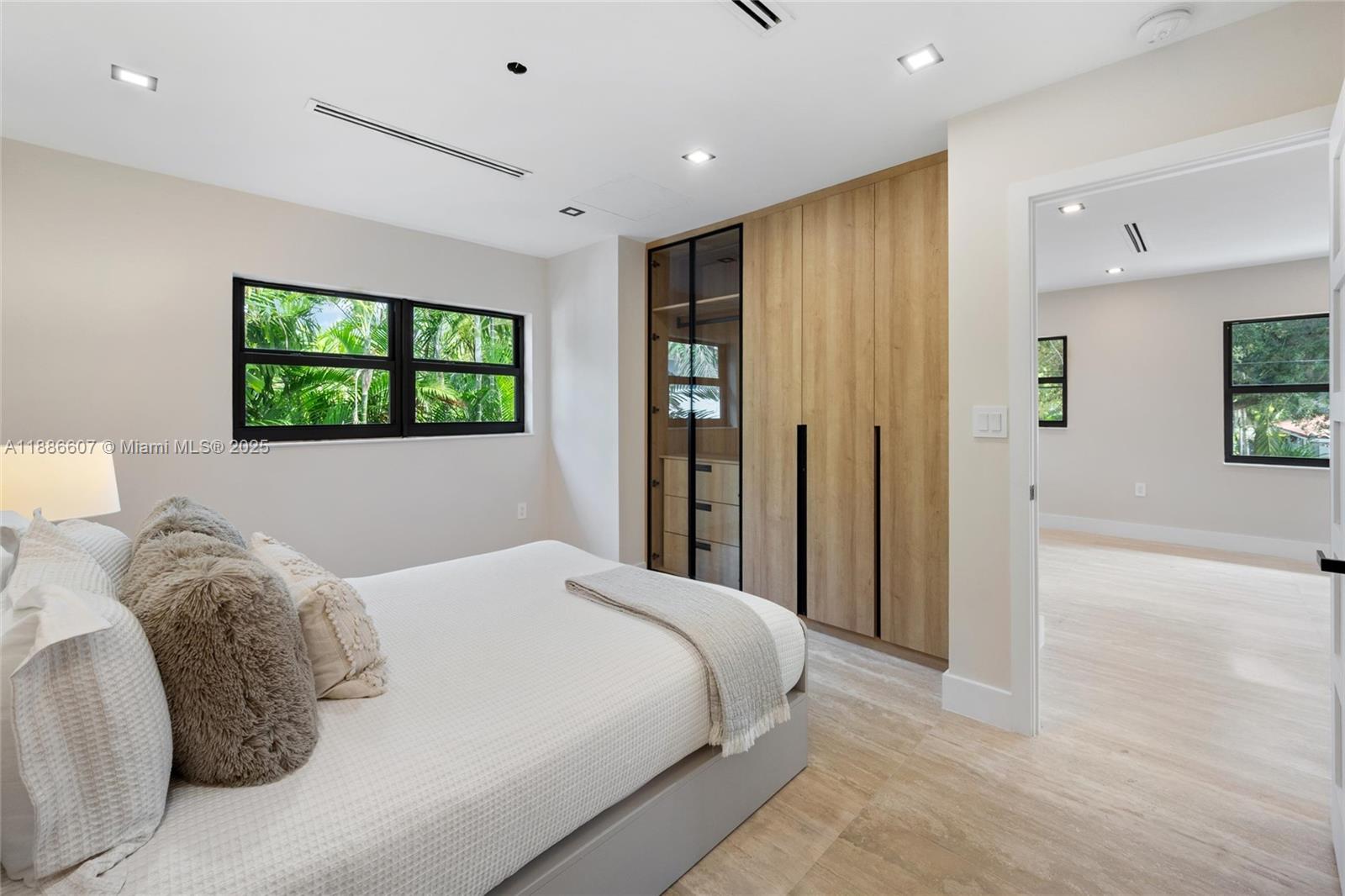 440 NE 94th St Miami Shores, FL 33138