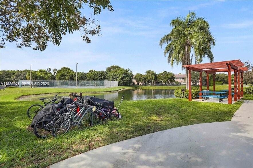 663 Vista Isles Dr #1711 Sunrise, FL 33325