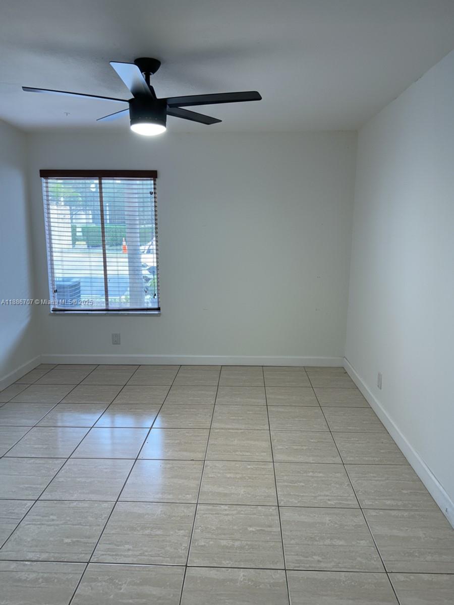 663 Vista Isles Dr #1711 Sunrise, FL 33325