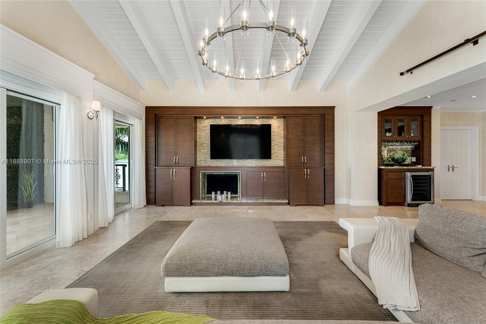 2331 Fisher Is Dr #4301 Miami, FL 33109