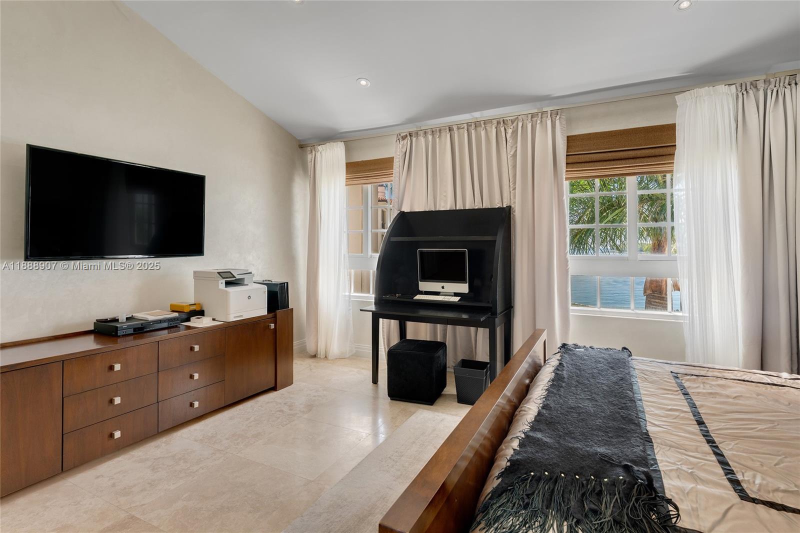 2331 Fisher Is Dr #4301 Miami, FL 33109