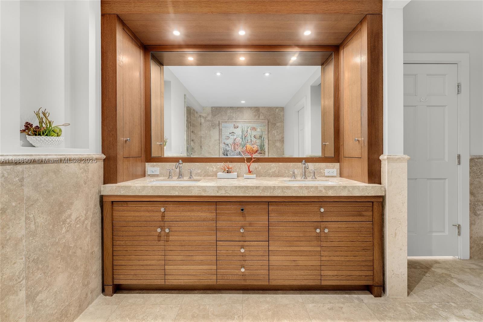 2331 Fisher Is Dr #4301 Miami, FL 33109