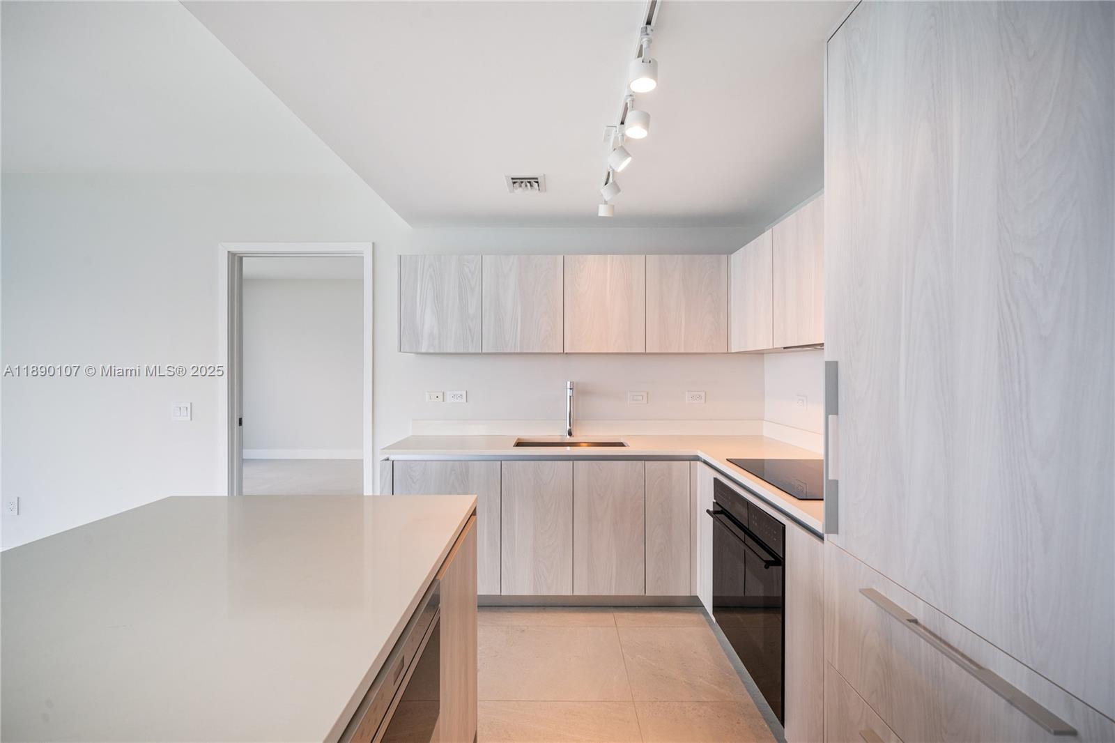 3131 NE 7th Ave #4706 Miami, FL 33137