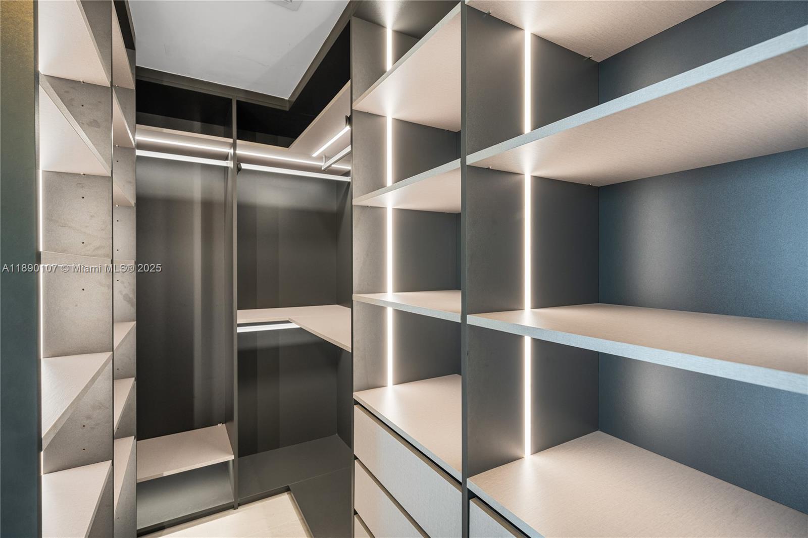 3131 NE 7th Ave #4706 Miami, FL 33137