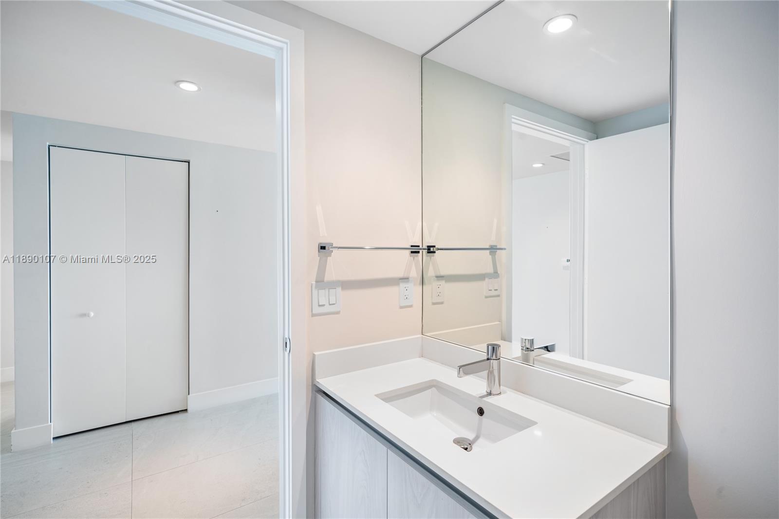 3131 NE 7th Ave #4706 Miami, FL 33137