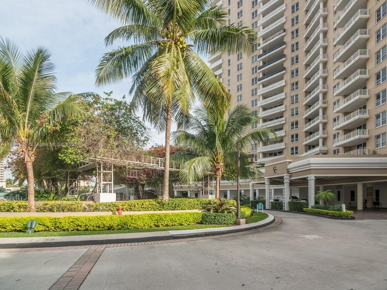 image Courvoisier Courts Condo17