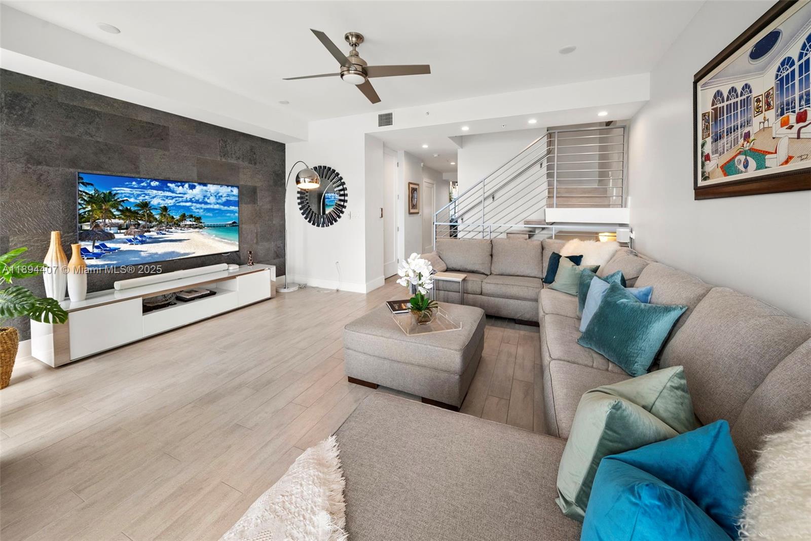 33 N Shore Dr #33 Miami Beach, FL 33141