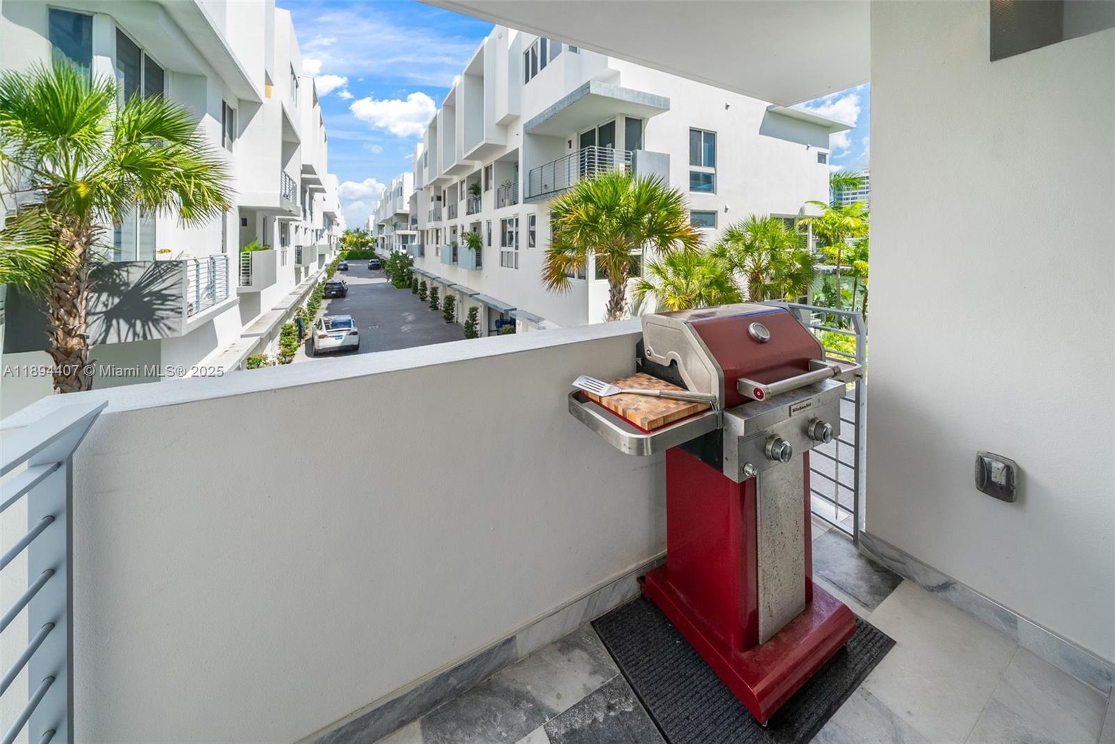 33 N Shore Dr #33 Miami Beach, FL 33141