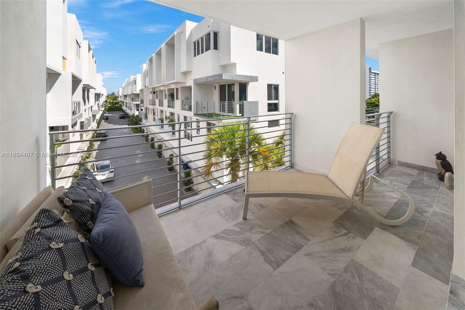 33 N Shore Dr #33 Miami Beach, FL 33141