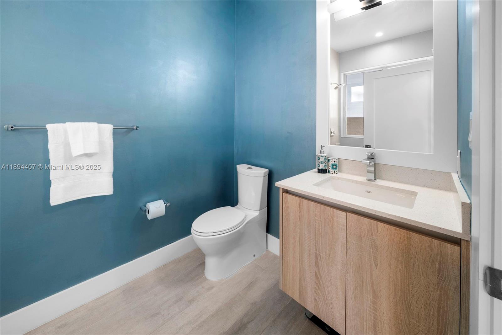 33 N Shore Dr #33 Miami Beach, FL 33141