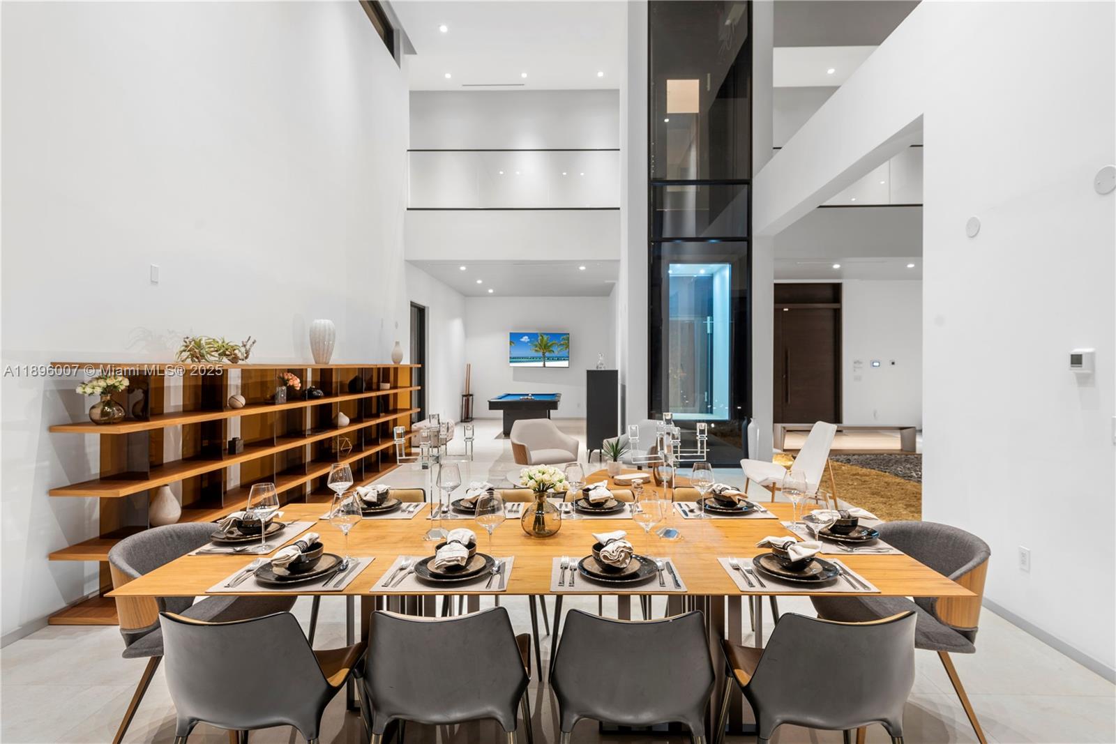 418 Sunset Dr Hallandale Beach, FL 33009 418 Sunset Dr Hallandale Beach, FL 33009