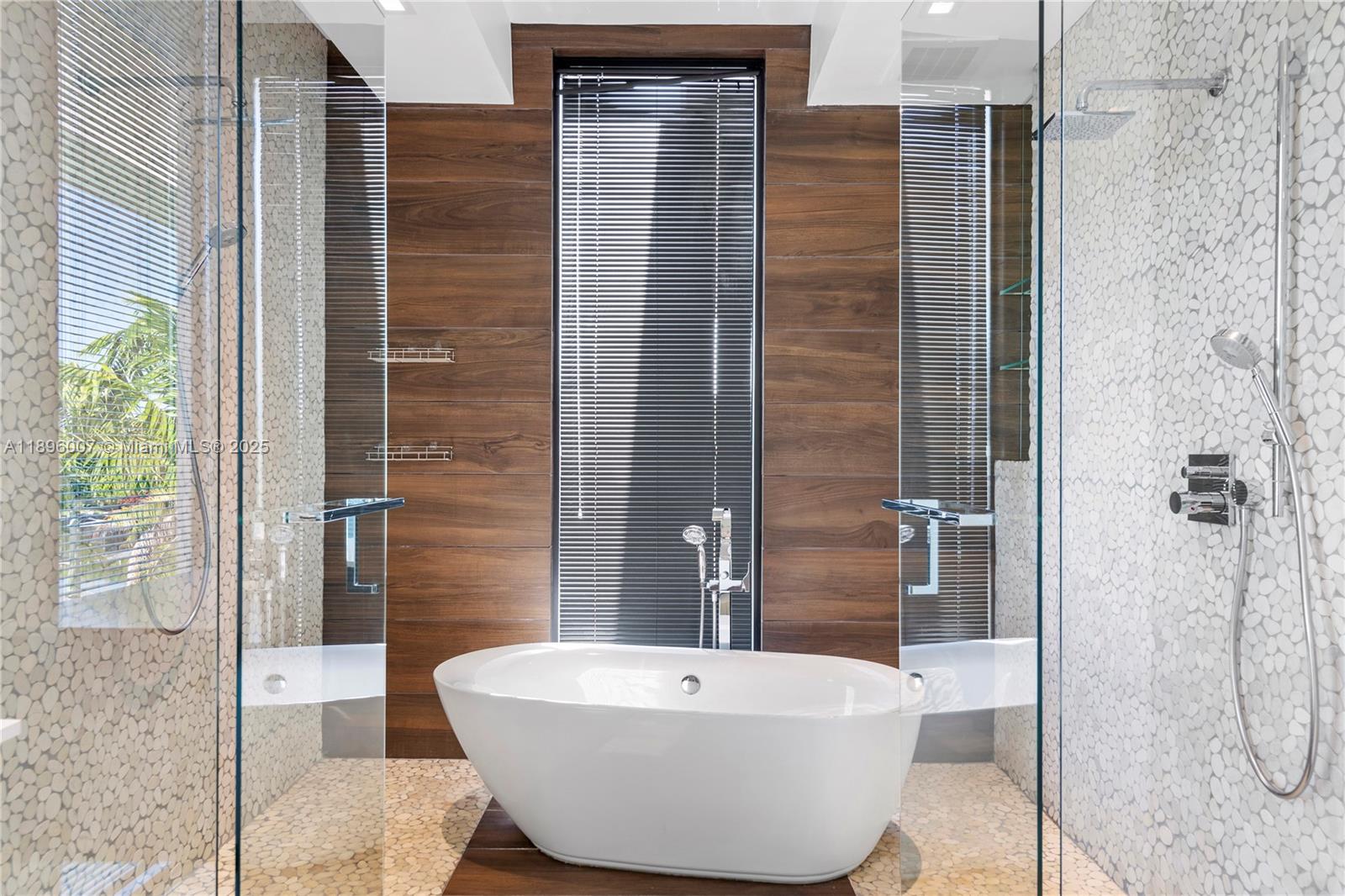 418 Sunset Dr Hallandale Beach, FL 33009 418 Sunset Dr Hallandale Beach, FL 33009