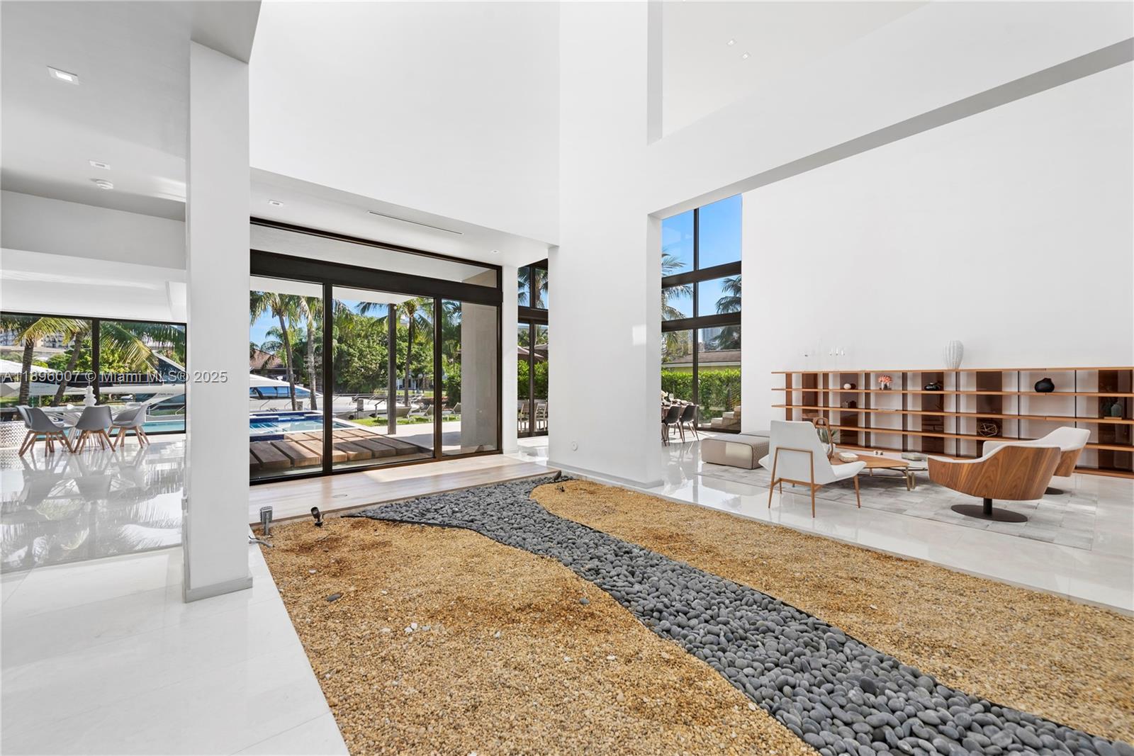 418 Sunset Dr Hallandale Beach, FL 33009 418 Sunset Dr Hallandale Beach, FL 33009