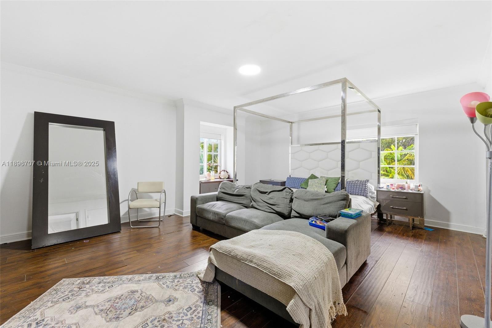 401 SW 28th Rd Miami, FL 33129