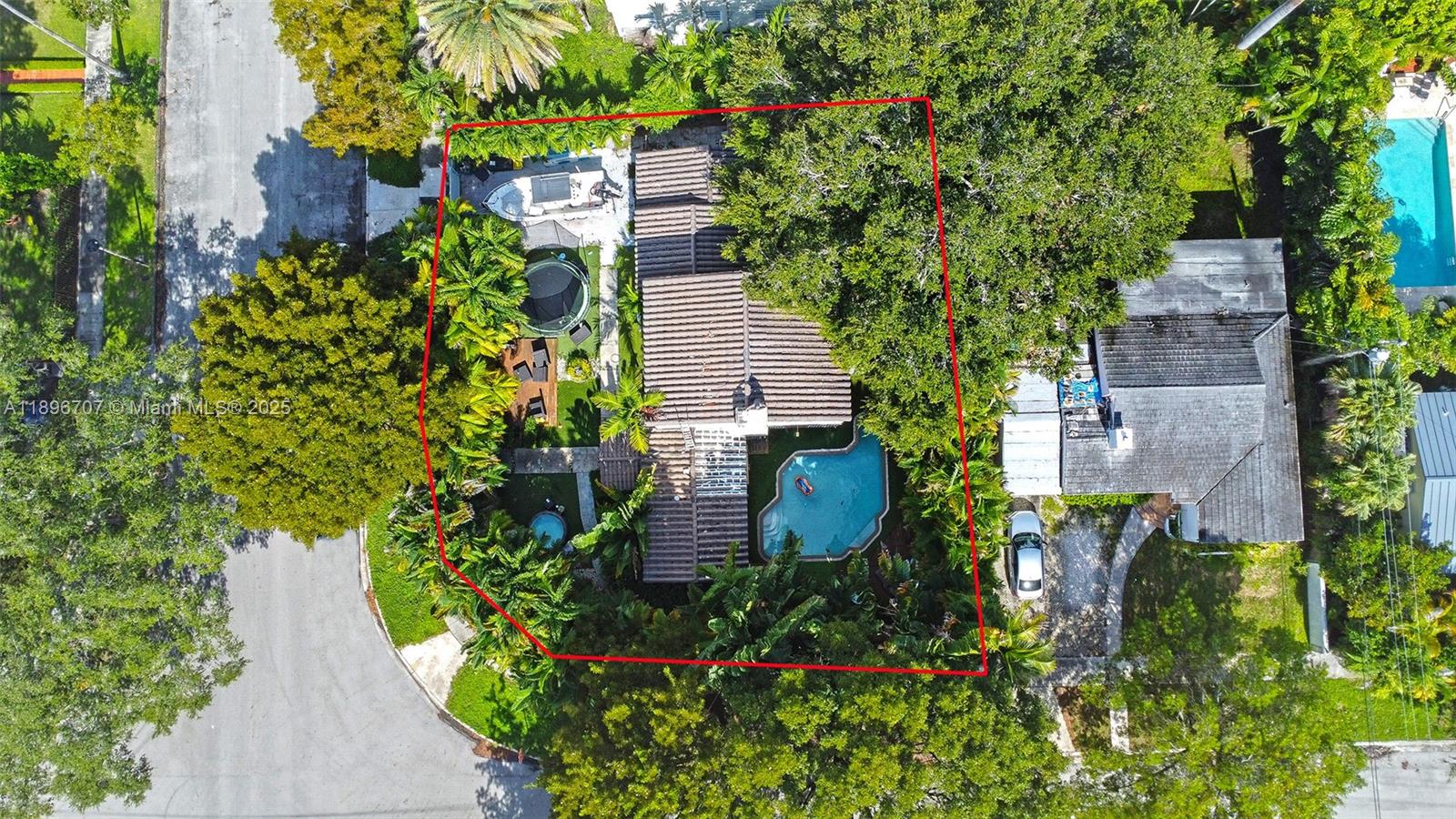 401 SW 28th Rd Miami, FL 33129