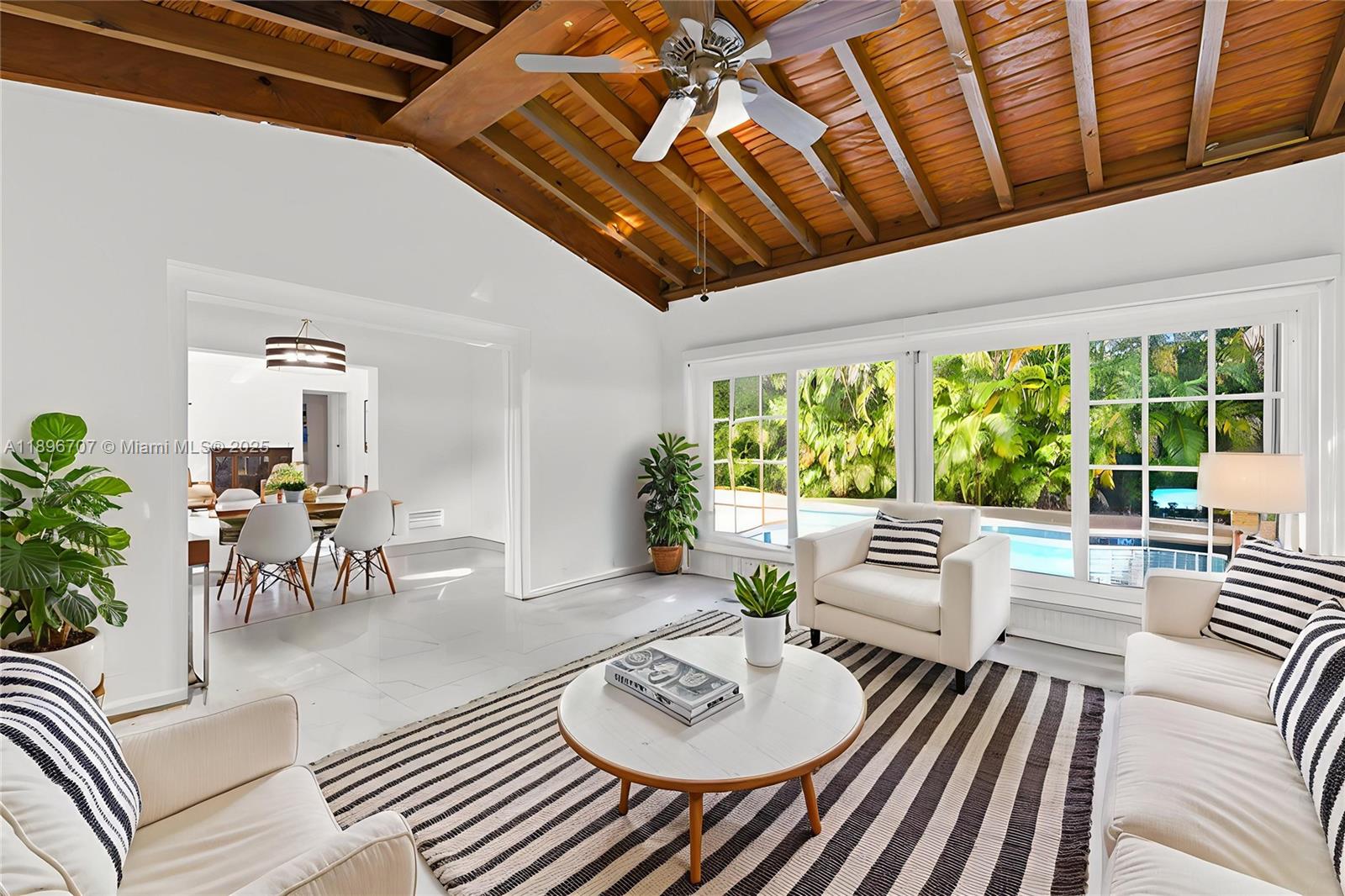 401 SW 28th Rd Miami, FL 33129