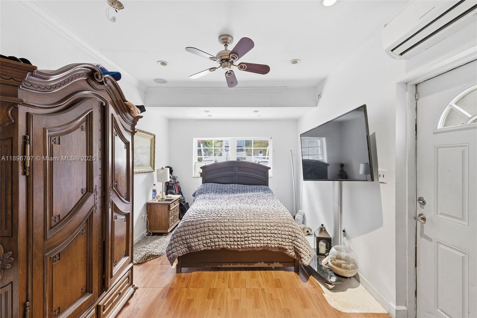 401 SW 28th Rd Miami, FL 33129