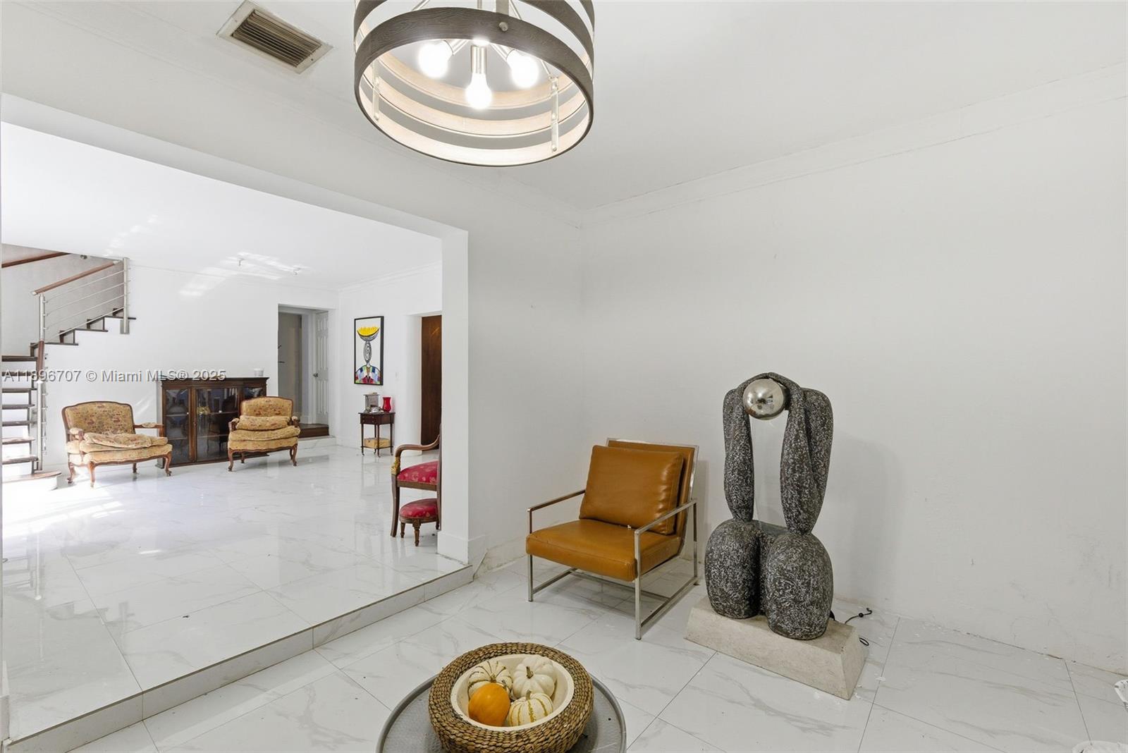 401 SW 28th Rd Miami, FL 33129