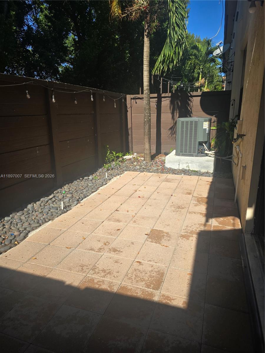 15930 NW 91st Ct Miami Lakes, FL 33018