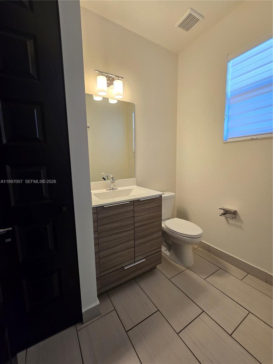 15930 NW 91st Ct Miami Lakes, FL 33018