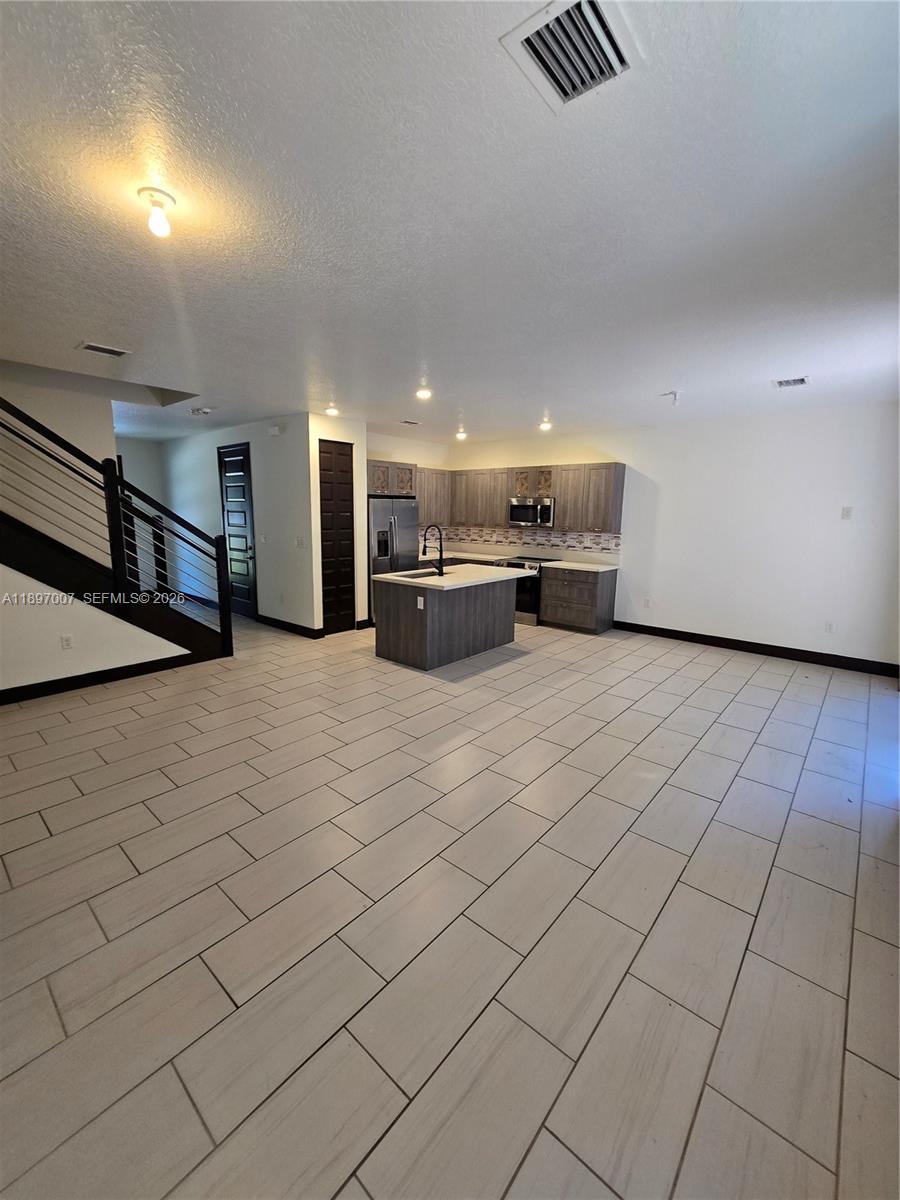 15930 NW 91st Ct Miami Lakes, FL 33018