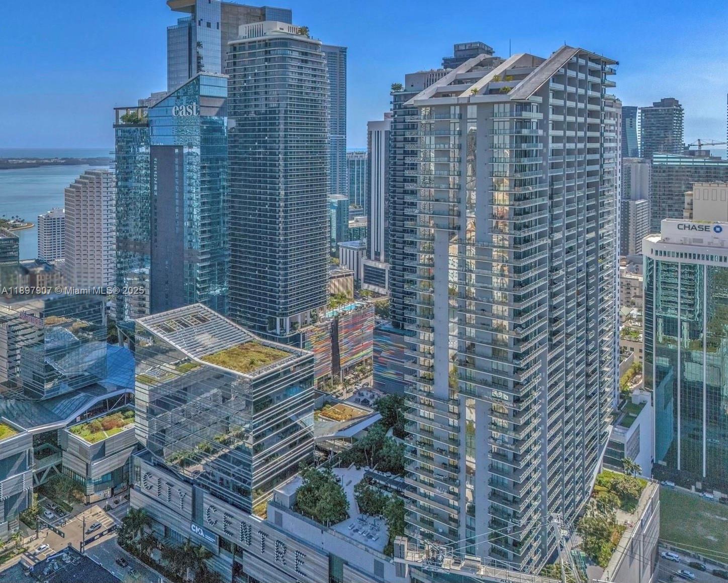 image Rise Brickell City Center37