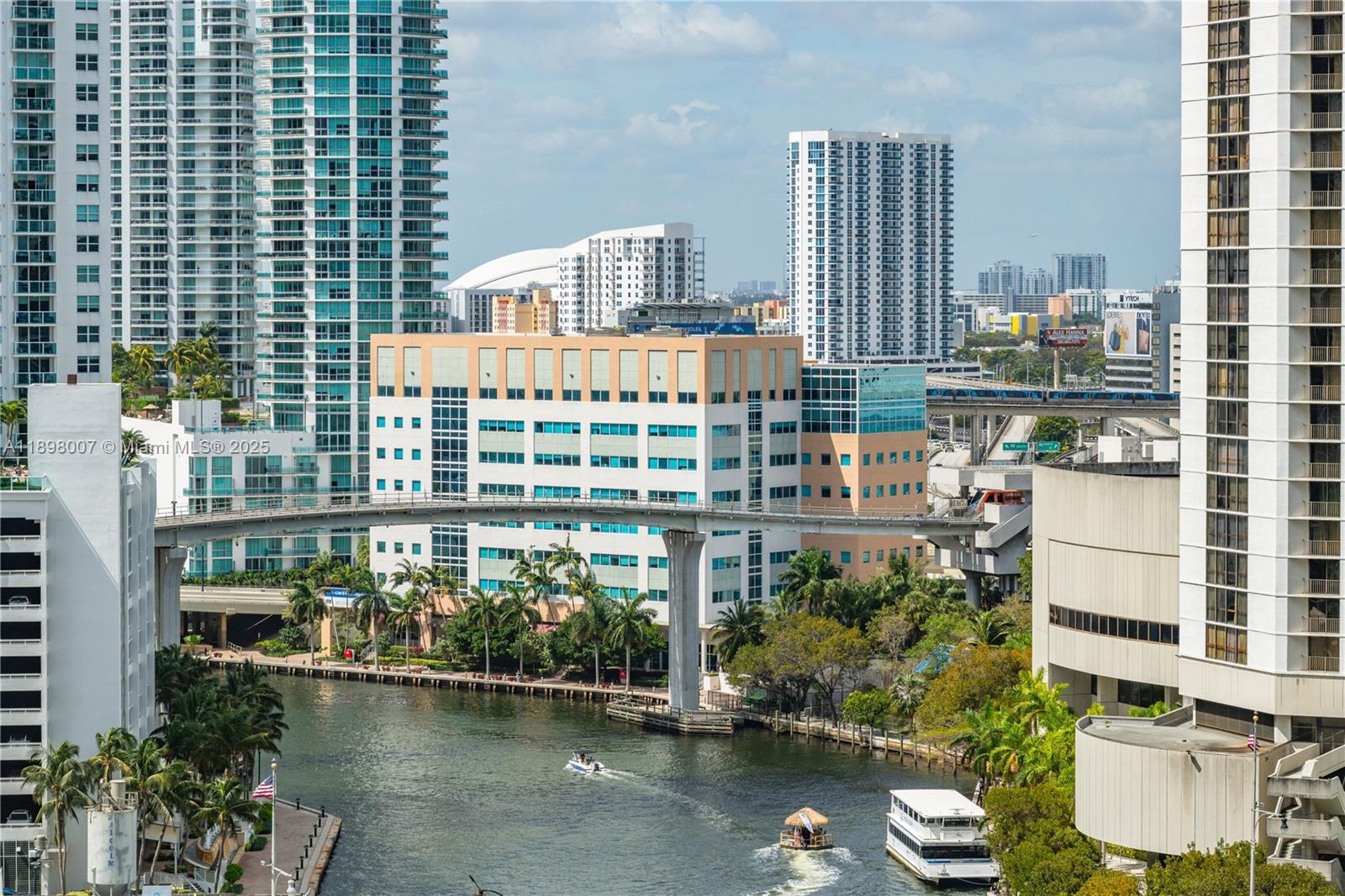 465 Brickell Ave #1602 Miami, FL 33131