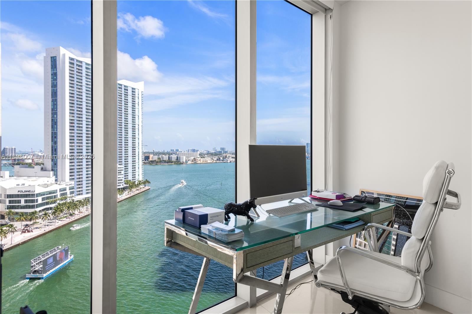 465 Brickell Ave #1602 Miami, FL 33131