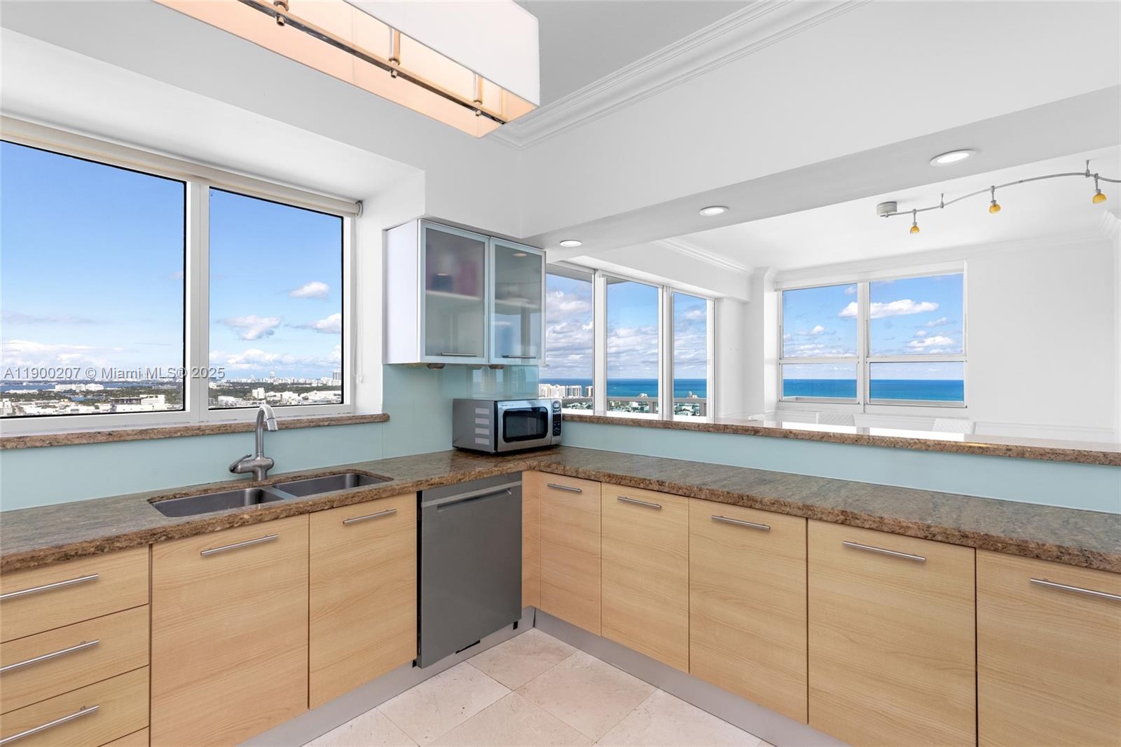 image The Floridian10