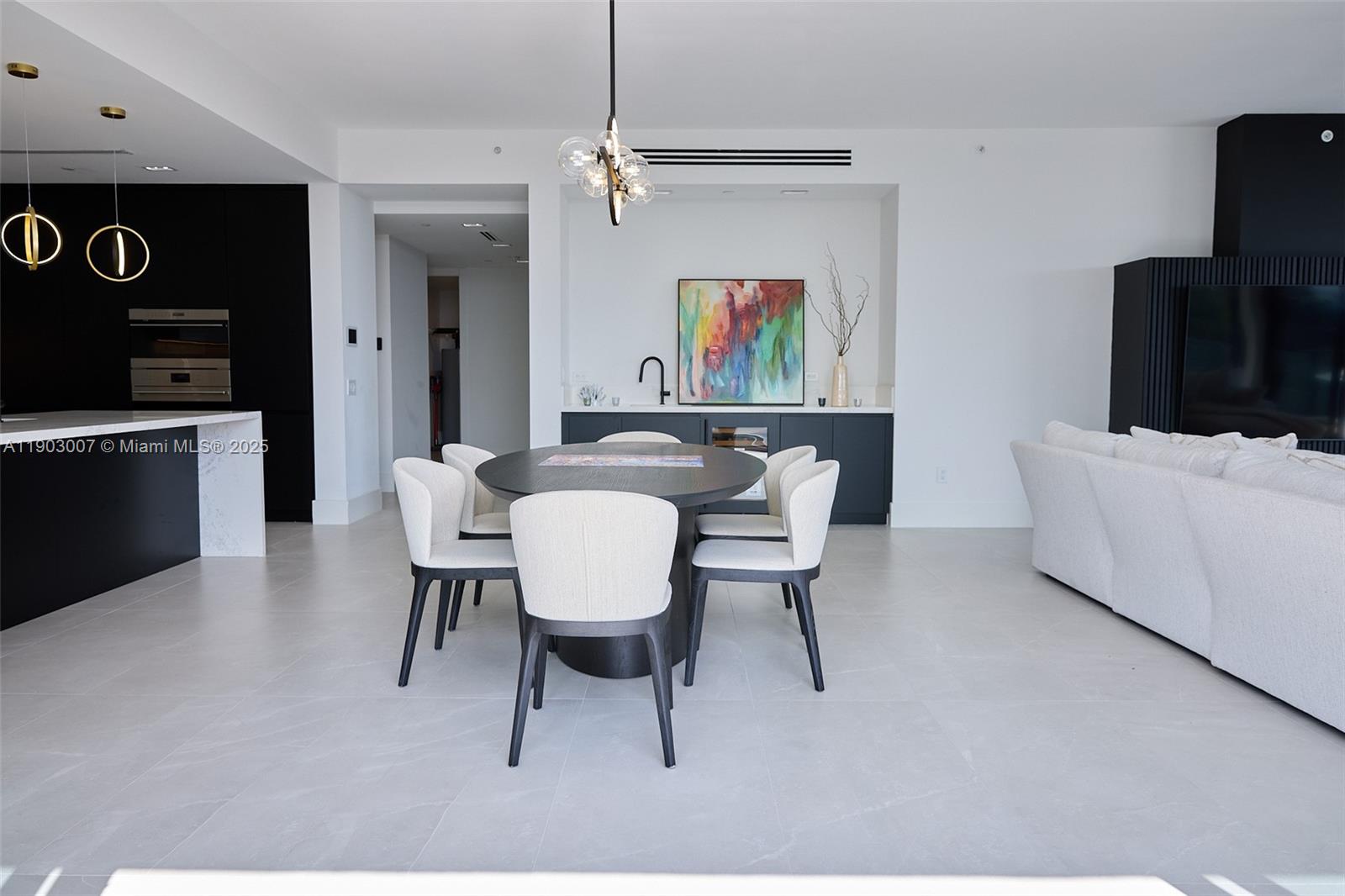 160 Isle Of Venice Dr #401 Fort Lauderdale, FL 33301