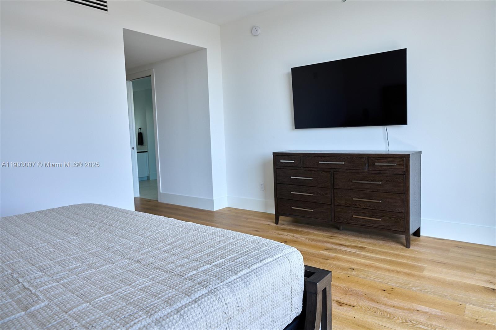 160 Isle Of Venice Dr #401 Fort Lauderdale, FL 33301