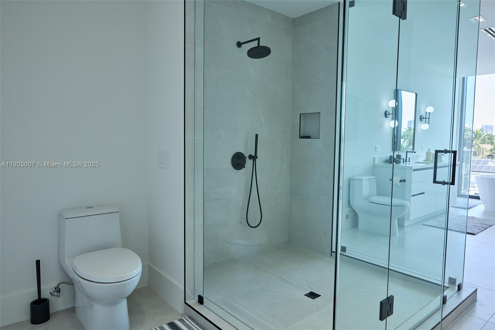 160 Isle Of Venice Dr #401 Fort Lauderdale, FL 33301