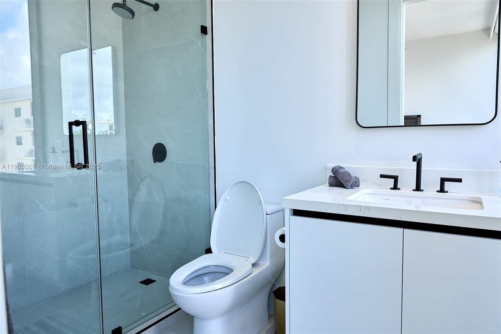 160 Isle Of Venice Dr #401 Fort Lauderdale, FL 33301