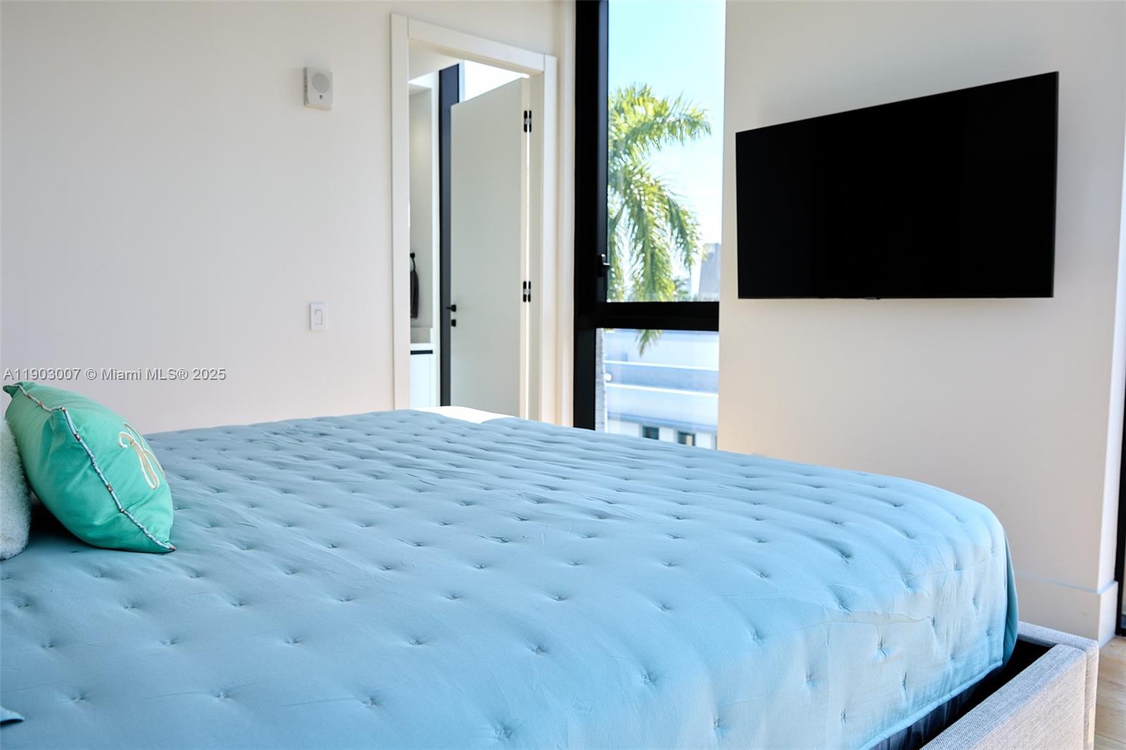 160 Isle Of Venice Dr #401 Fort Lauderdale, FL 33301