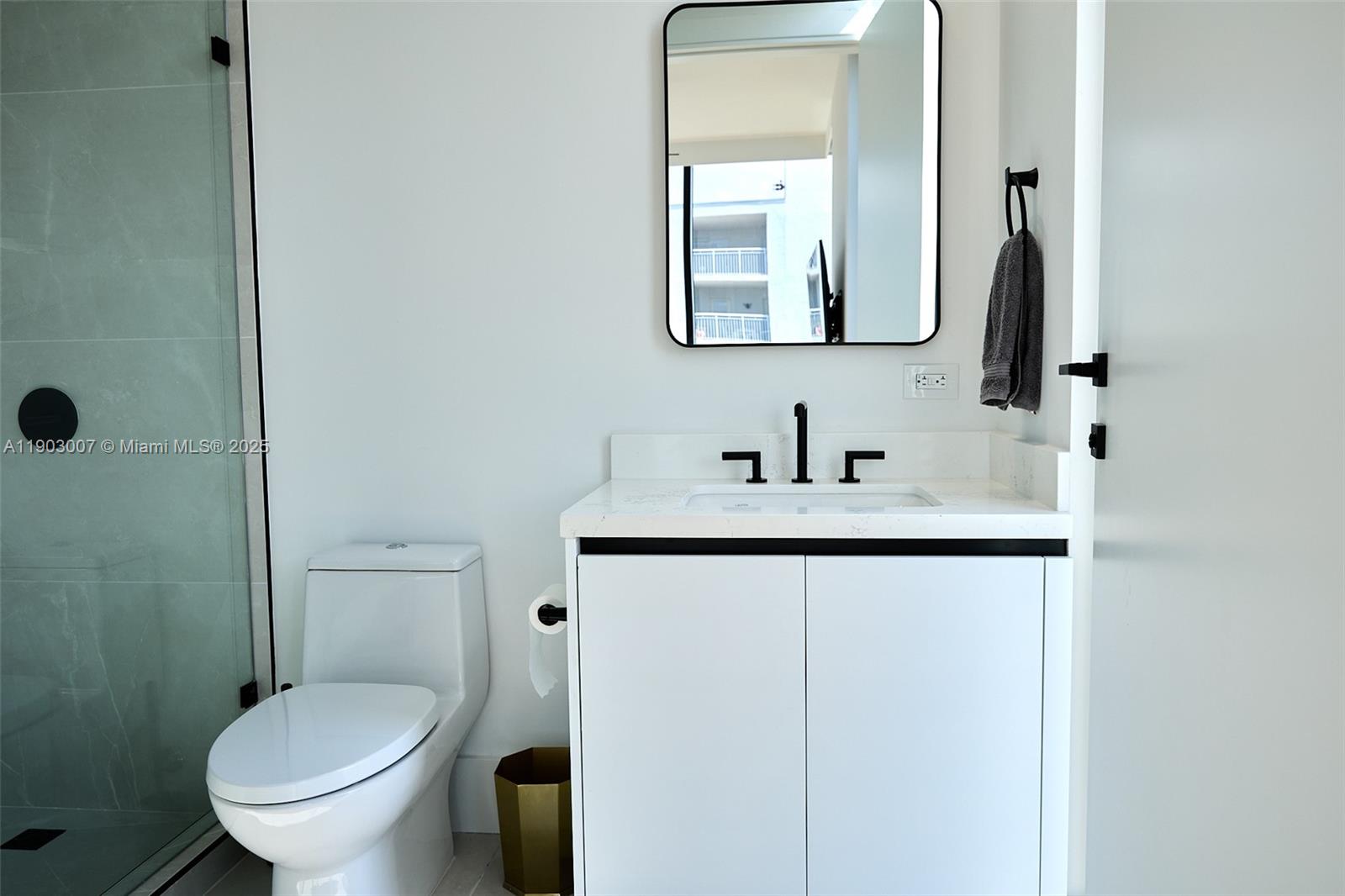 160 Isle Of Venice Dr #401 Fort Lauderdale, FL 33301