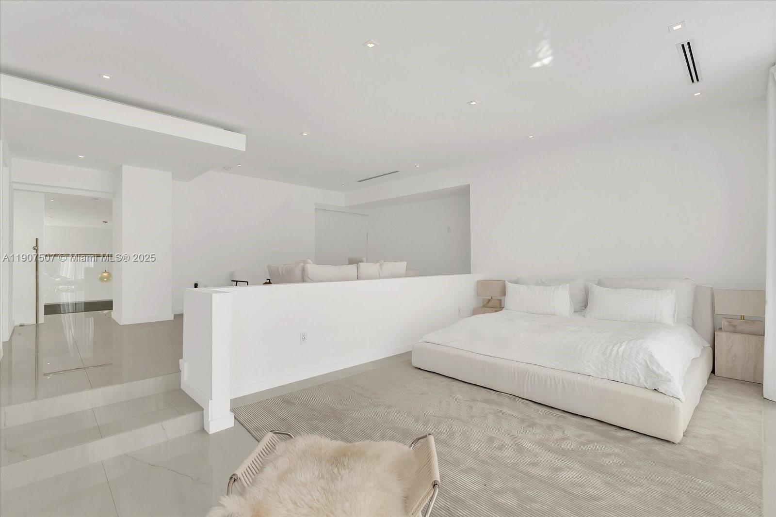 7830 Atlantic Way Miami Beach, FL 33141