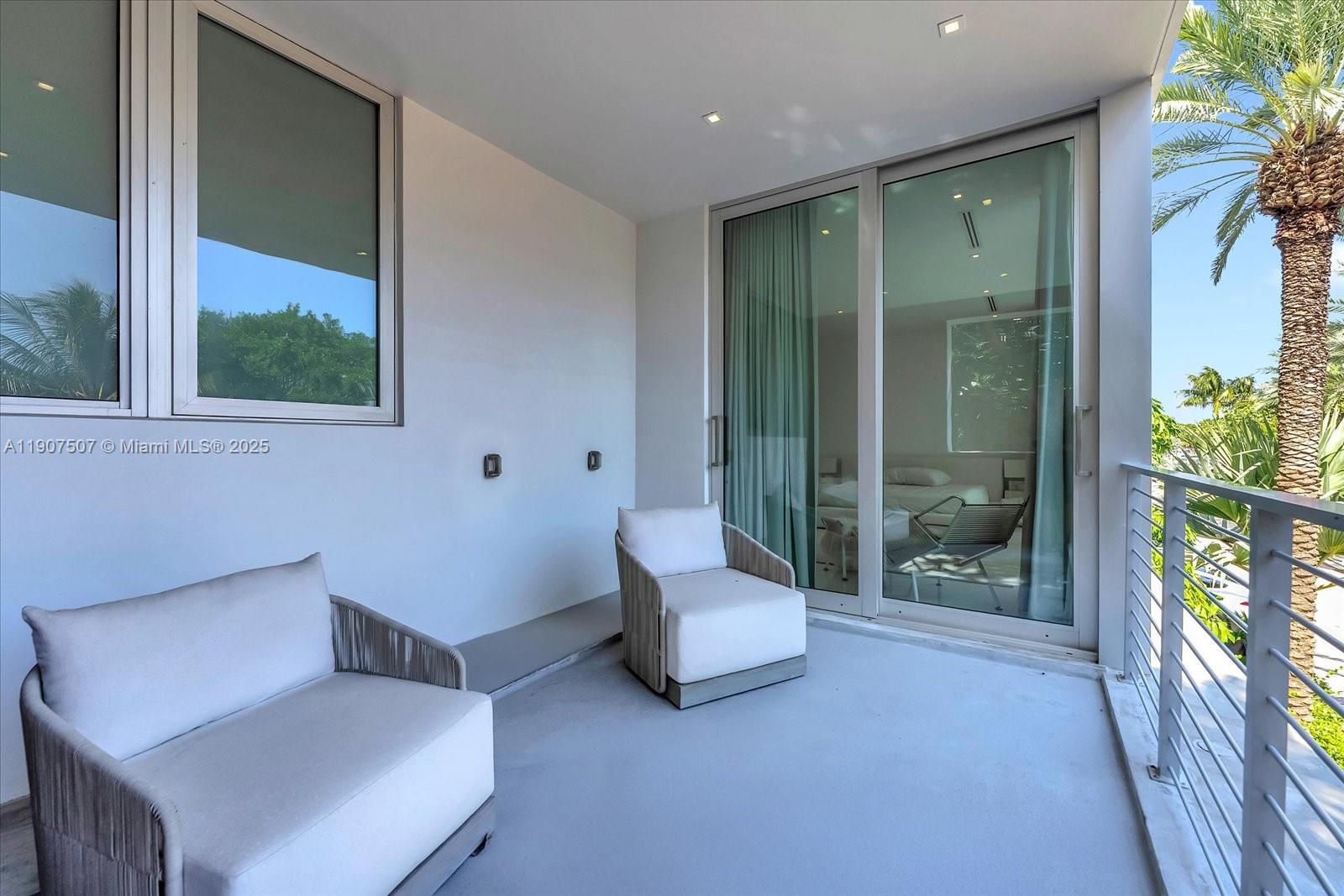 7830 Atlantic Way Miami Beach, FL 33141