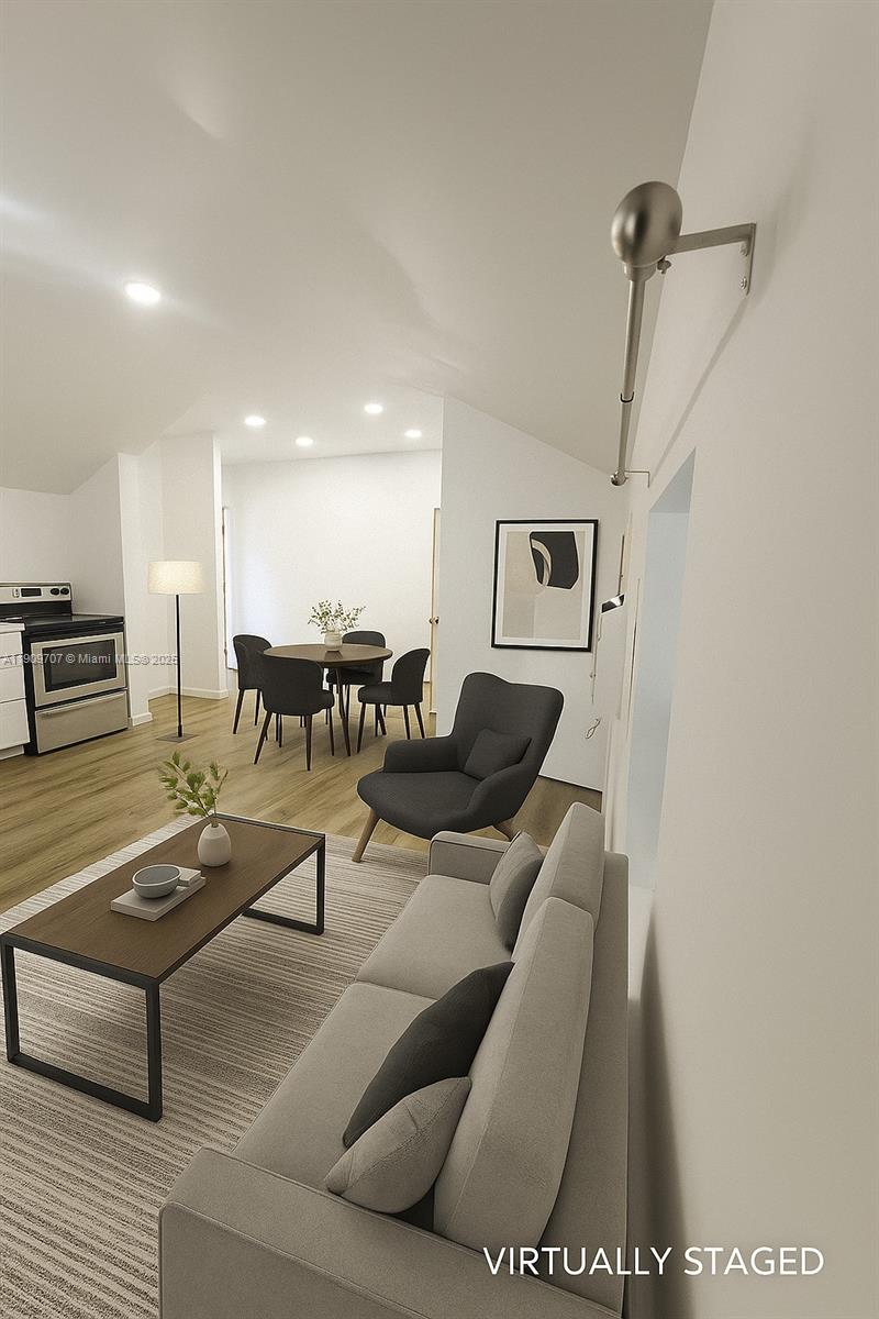 1008 N 18th Ct #102 Hollywood, FL 33020