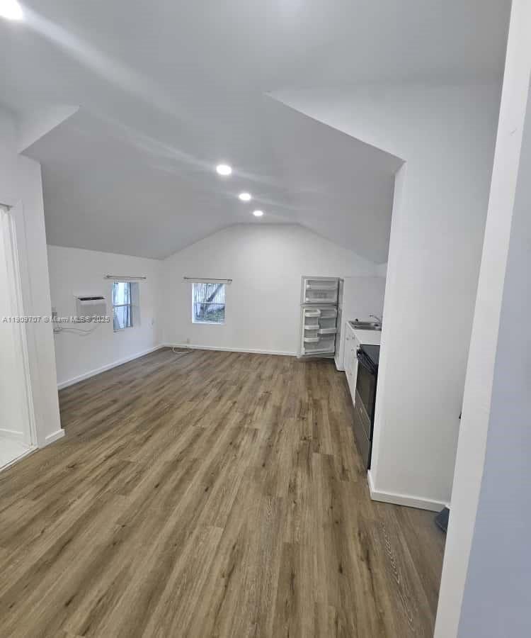 1008 N 18th Ct #102 Hollywood, FL 33020