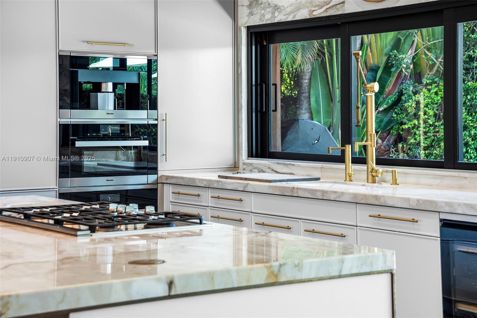 3444 NE 167th St North Miami Beach, FL 33160