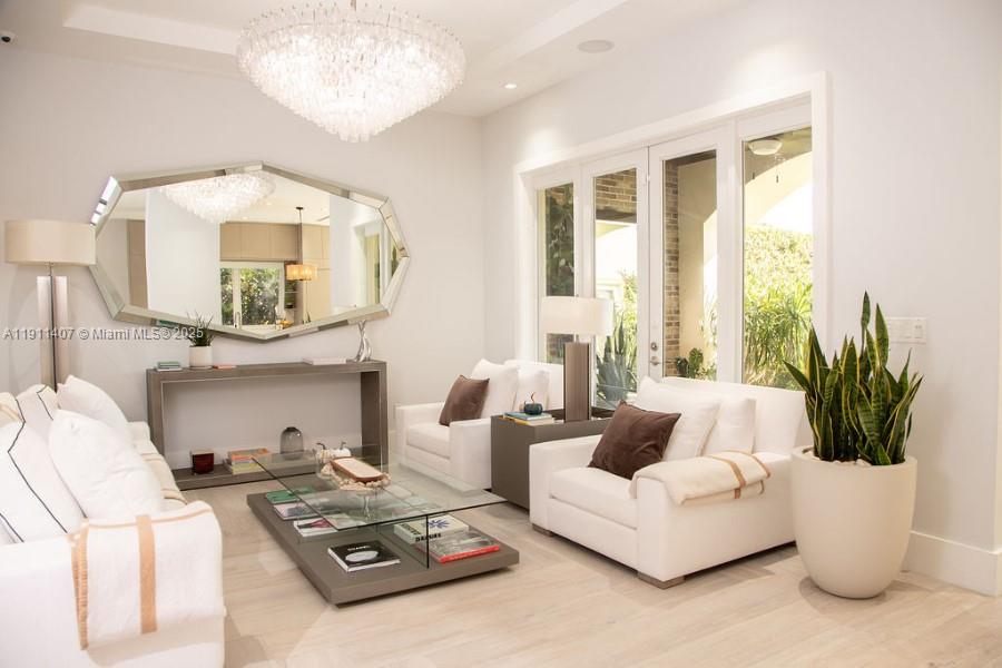 4819 University Dr #4819 Coral Gables, FL 33146