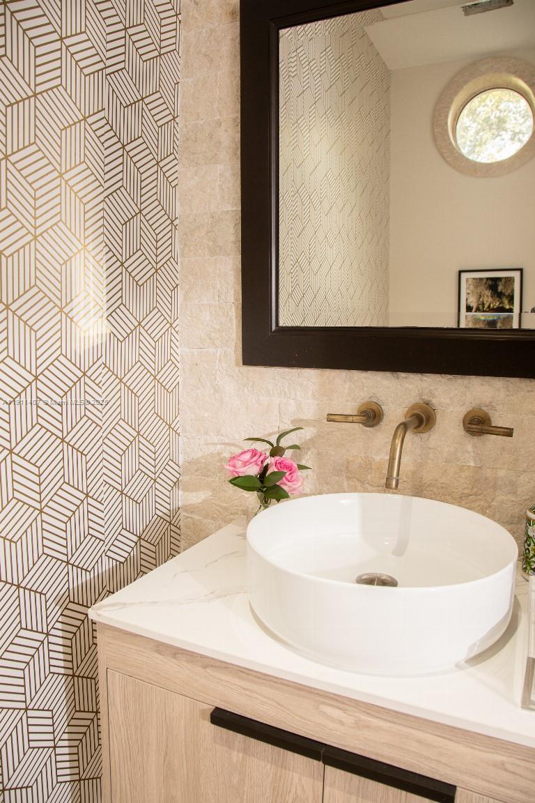 4819 University Dr #4819 Coral Gables, FL 33146