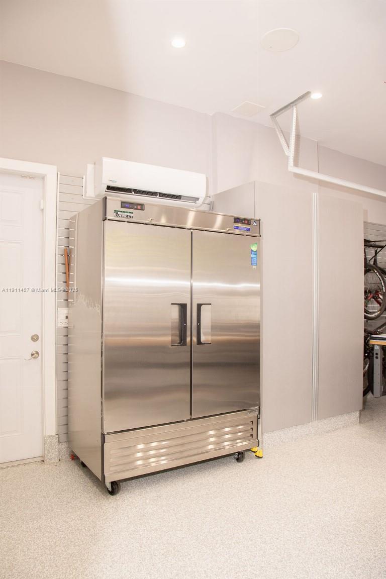 4819 University Dr #4819 Coral Gables, FL 33146