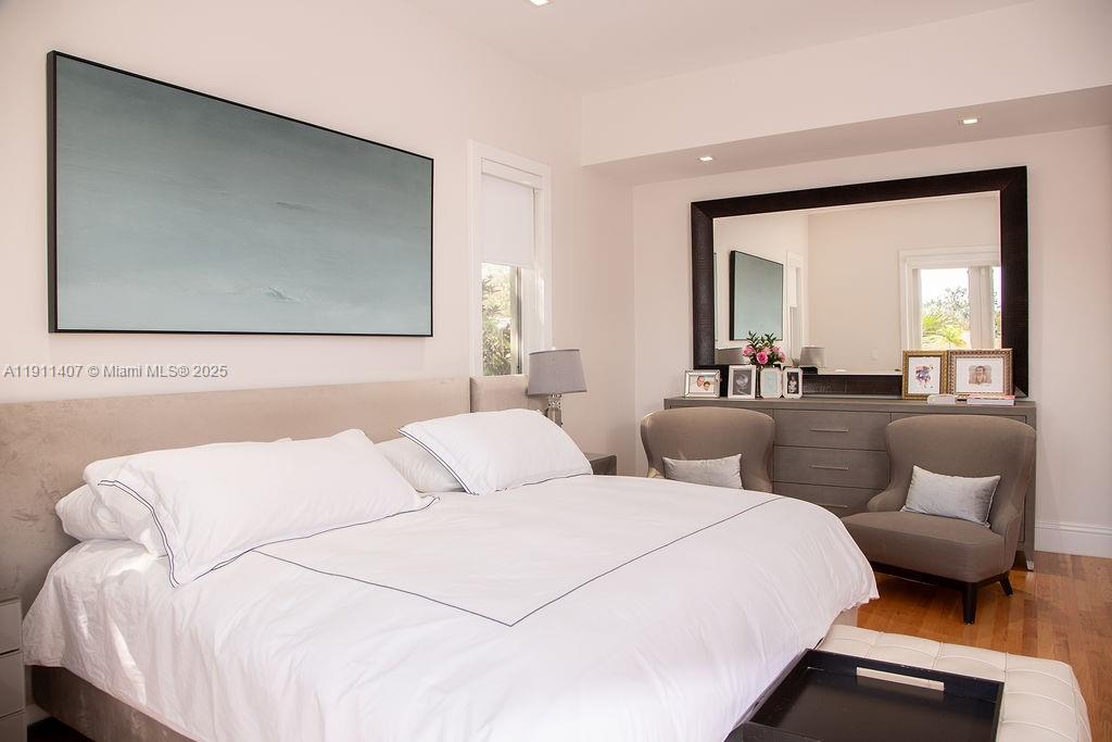 4819 University Dr #4819 Coral Gables, FL 33146