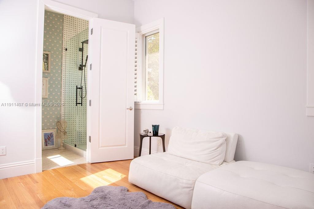 4819 University Dr #4819 Coral Gables, FL 33146