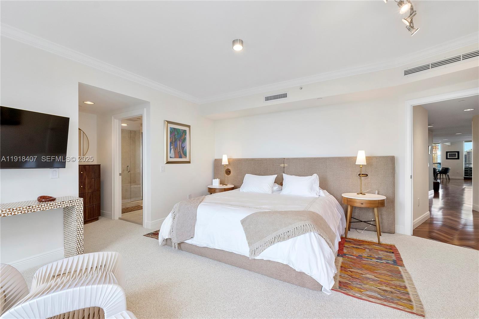 6000 Island Blvd #2406 Aventura, FL 33160