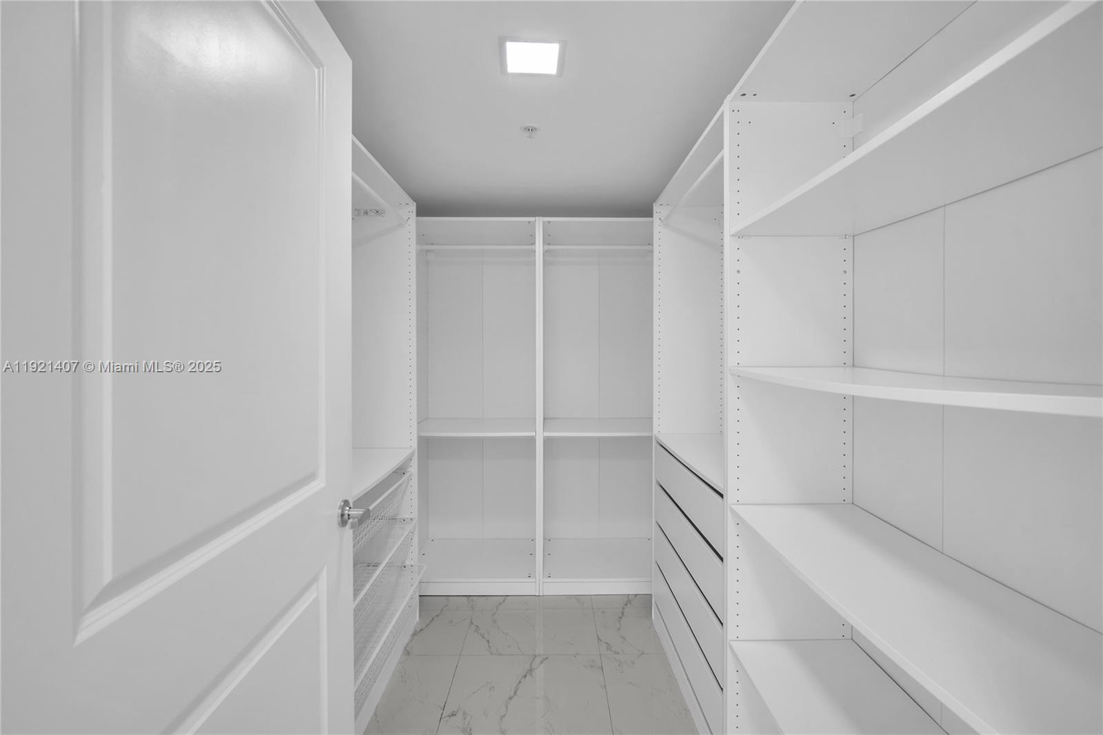 400 Sunny Isles Blvd #1519 Sunny Isles Beach, FL 33160