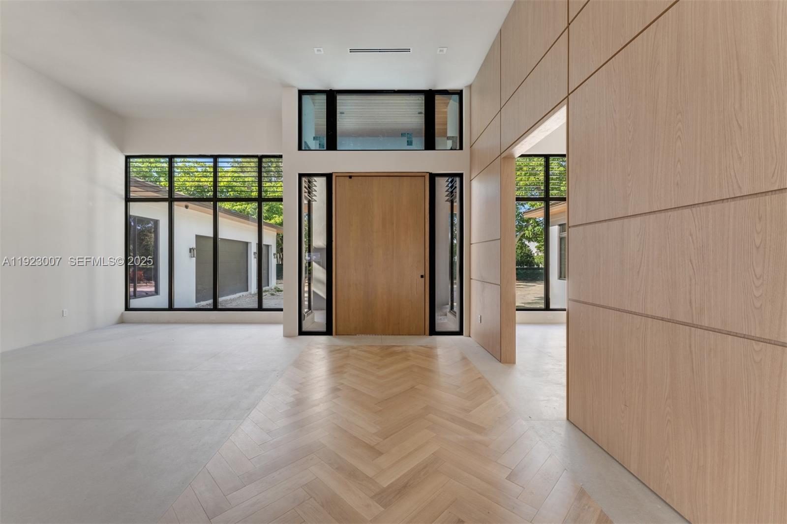 6840 SW 92nd St Pinecrest, FL 33156