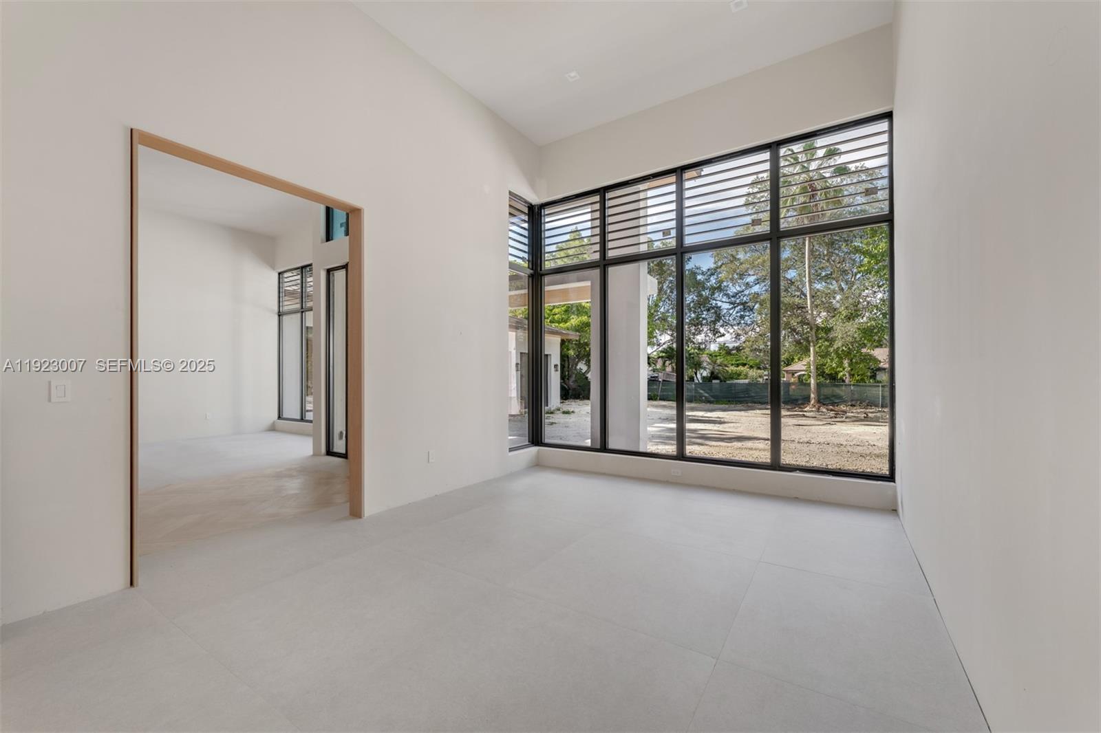 6840 SW 92nd St Pinecrest, FL 33156